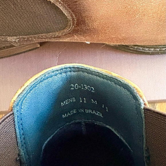 Johnston & Murphy Raleigh Chelsea Boot - Picture 5 of 6